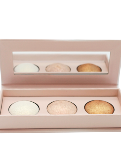 Jenn Eudin Highlighter trio palette.